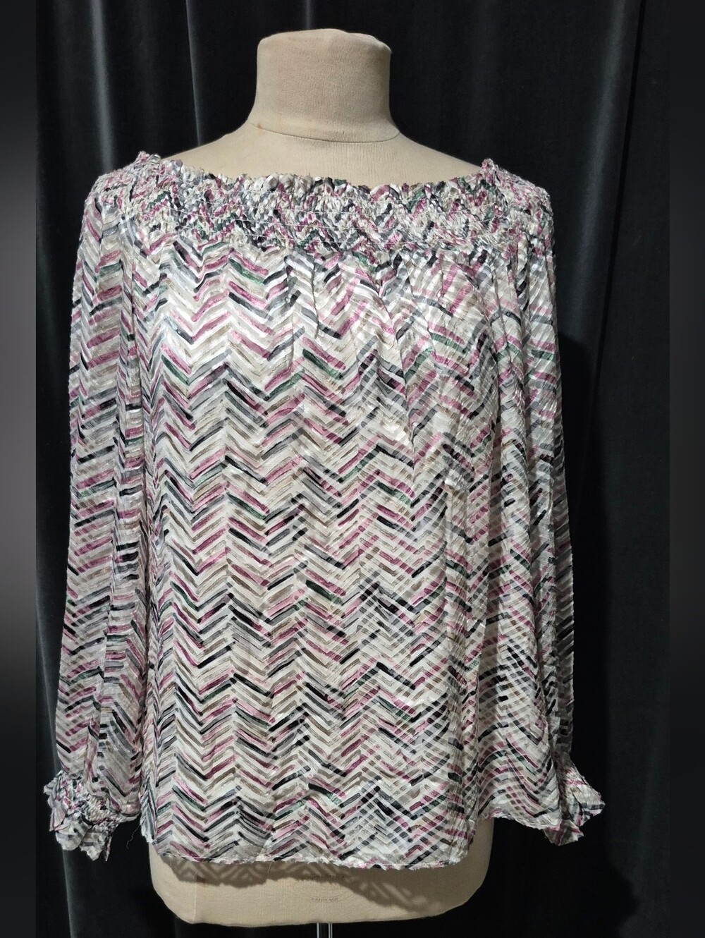 White House Black Market Off-Shoulder Chevron Blouse White House Black Ma(Box C)